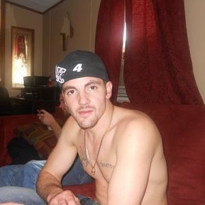 Meet your Posher, Dustin